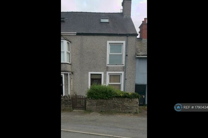 2 Bedroom Terraced House To Rent In Stamp Bach, Llannerch-Y-Medd, LL71