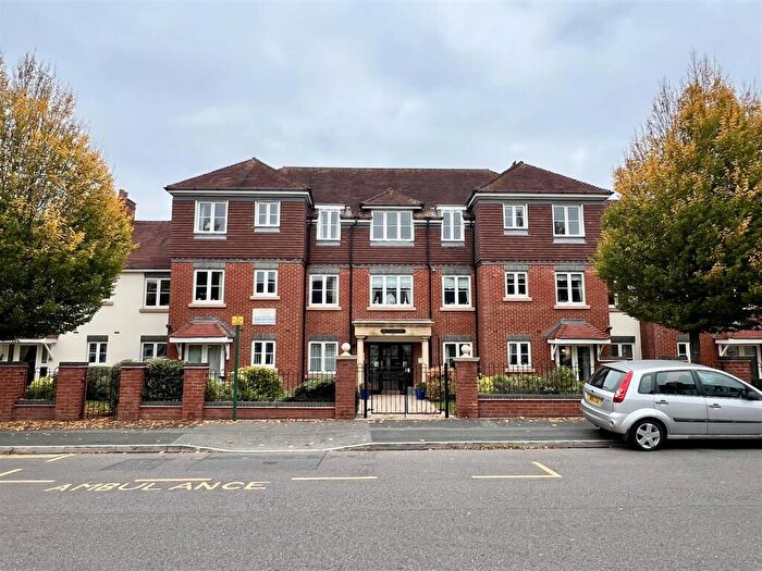 2 Bedroom Retirement Property For Sale In Union Road, Shirley, Solihull, B90