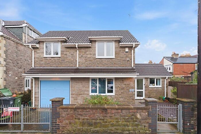 2 Bedroom Detached House For Sale In Malvern Road, Weston-Super-Mare, BS23