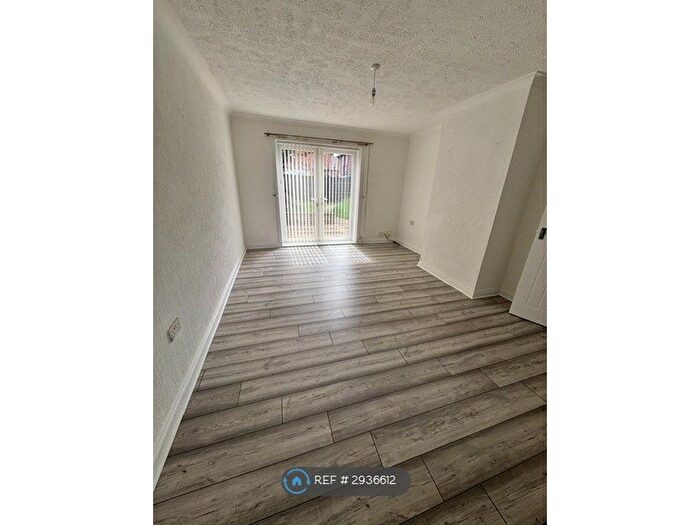 3 Bedroom Semi-Detached House To Rent In Overdale Road, Middlesbrough, TS3