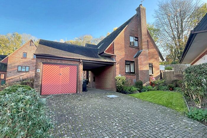 3 Bedroom Detached House For Sale In Sixpenny Handley, SP5
