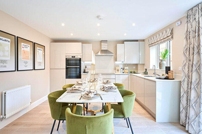 5 Bedroom Detached House For Sale In Bayes Avenue, Coggeshall, Essex, CO6