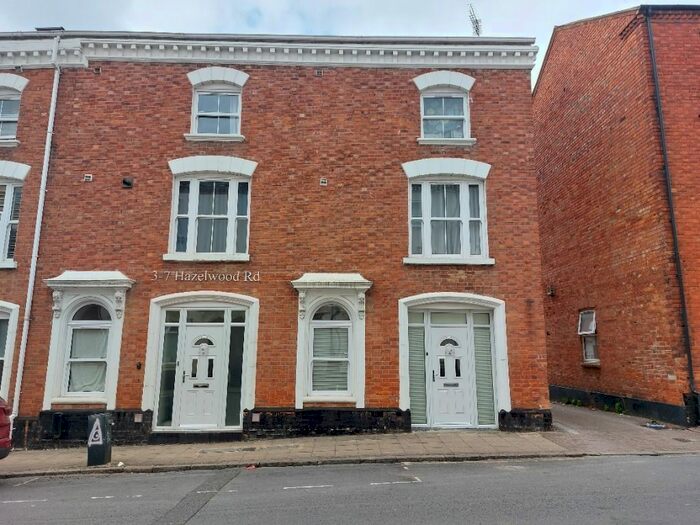 2 Bedroom Flat To Rent In Hazelwood Road, Northampton, NN1