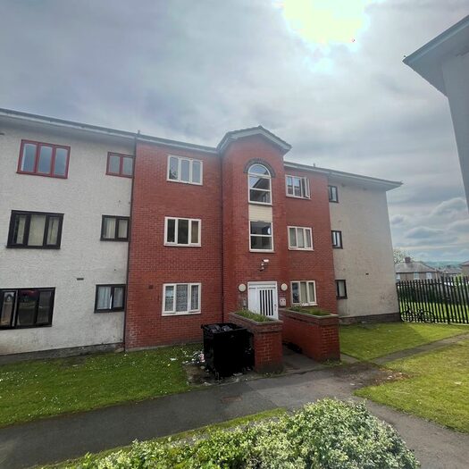 3 Bedroom Flat To Rent In Regency Court, Off Whetley Lane, BD8