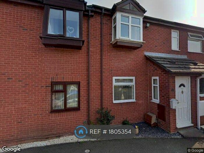 2 Bedroom Maisonette To Rent In Overdene Road, Winsford, CW7