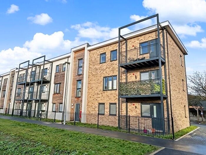2 Bedroom Flat For Sale In Arclight Way, Colchester, CO1