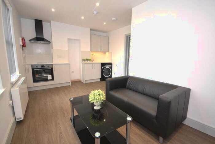 1 Bedroom Flat To Rent In Whitley Street, Reading, RG2