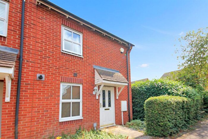 3 Bedroom End Of Terrace House For Sale In Johnson Avenue, Wellingborough, NN8