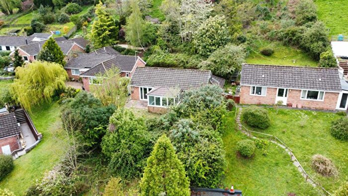 2 Bedroom Detached Bungalow For Sale In Baynham Road, Mitcheldean, GL17