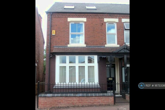 4 Bedroom Semi-Detached House To Rent In Collington Street, Nottingham, NG9