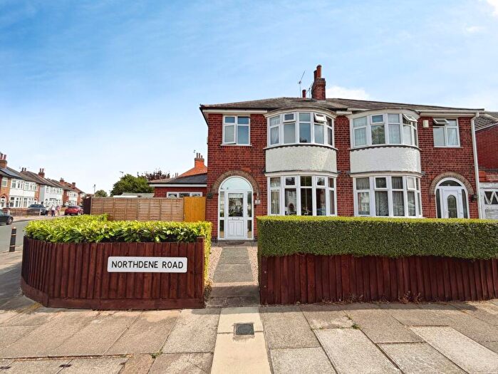 3 Bedroom Semi-Detached House For Sale In Northdene Road, Leicester, Leicestershire, LE2