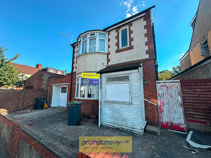 3 Bedroom Detached House To Rent In Maryport Road Luton, LU4