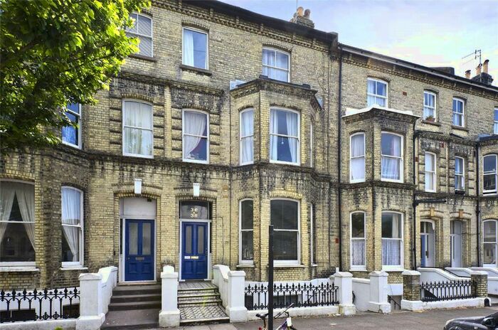 2 Bedroom Flat To Rent In Tisbury Road, Hove, East Sussex, BN3