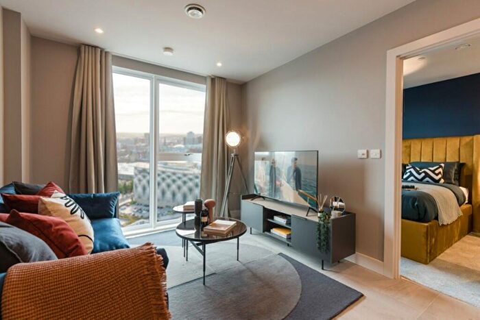 1 Bedroom Apartment To Rent In New York Square, Quarry Hill, Leeds, West Yorkshire, LS2
