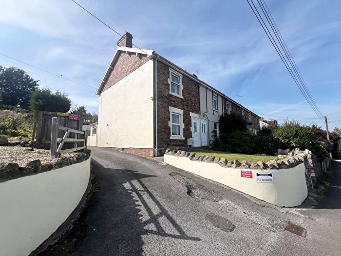 3 Bedroom End Terrace House For Sale In Hillside View, Peasedown St John, BA2