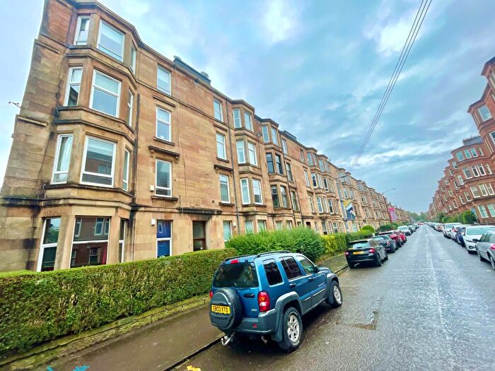 2 Bedroom Flat To Rent In Deanston Drive, Shawlands, G41