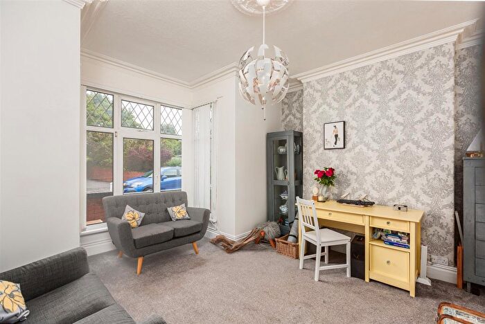 4 Bedroom End Terrace House For Sale In Frondeg Terrace, Llanelli, SA15