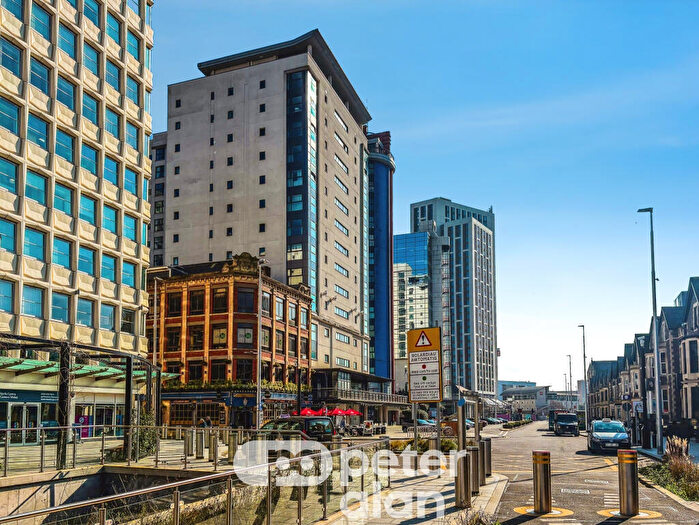 3 Bedroom Apartment To Rent In Landmark Place, Churchill Way, City Centre, CF10