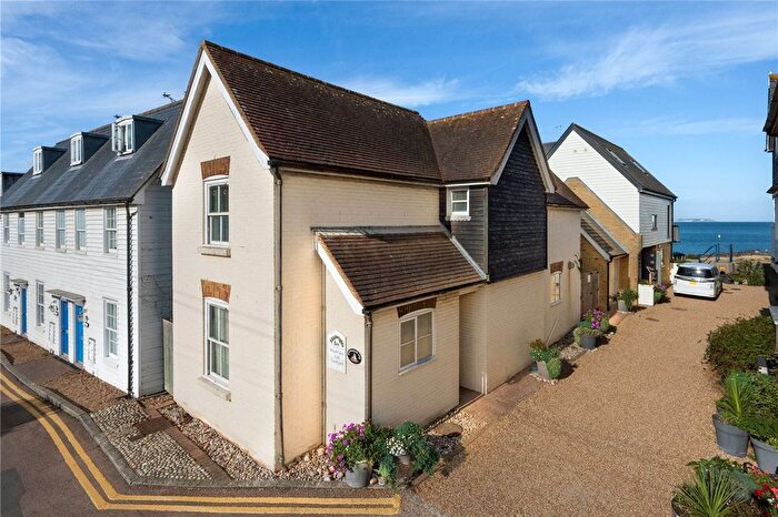 3 Bedroom Detached House To Rent In Island Wall, Whitstable, CT5