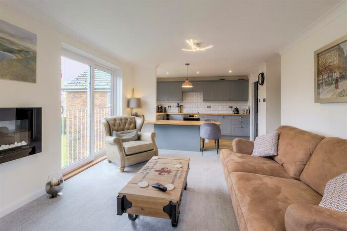 2 Bedroom Flat For Sale In Sorrel Close, Isham, NN14