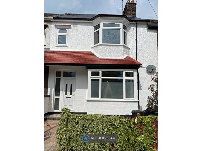 6 Bedroom Terraced House To Rent In Montana Road, London, SW17