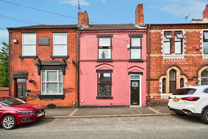 3 Bedroom End Of Terrace House For Sale In Pritchard Street, Wednesbury, WS10
