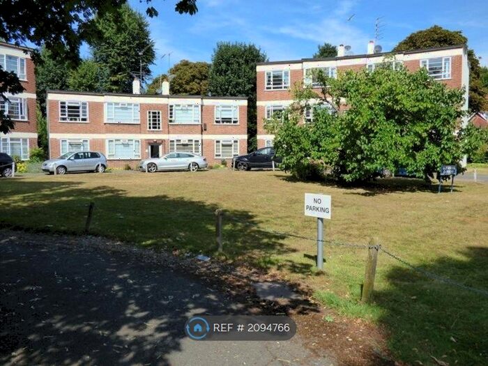 2 Bedroom Flat To Rent In Park Road, Twickenham, TW1