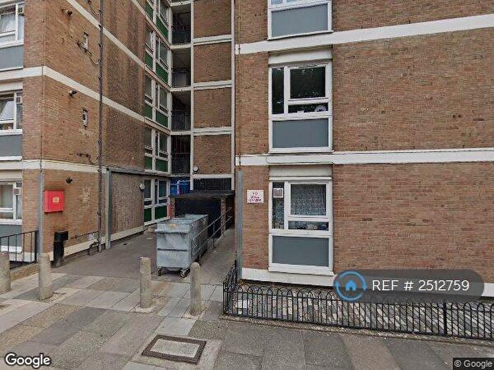 3 Bedroom Flat To Rent In Wimbourne Court, London, N1