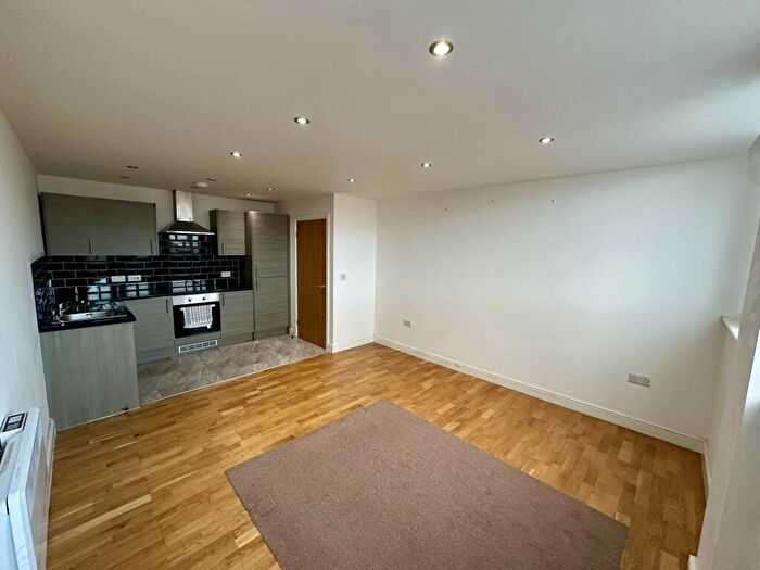 1 Bedroom Flat To Rent In York Road, Leeds, LS9