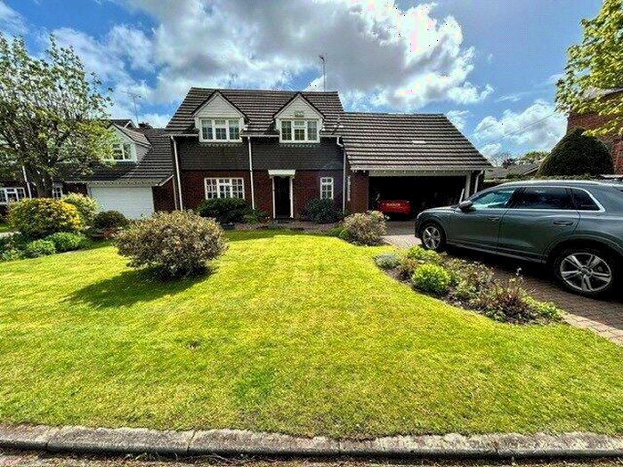 4 Bedroom Detached House For Sale In Home Park, Mollington, Chester, CH1