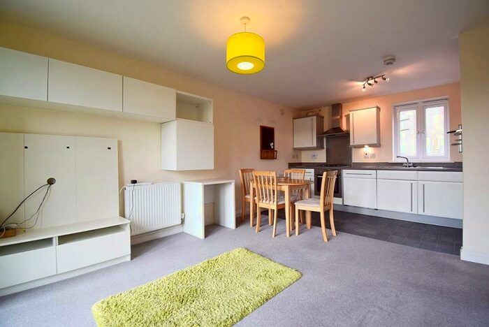 2 Bedroom Apartment To Rent In Sinclair Drive, Basingstoke, Hampshire, RG21