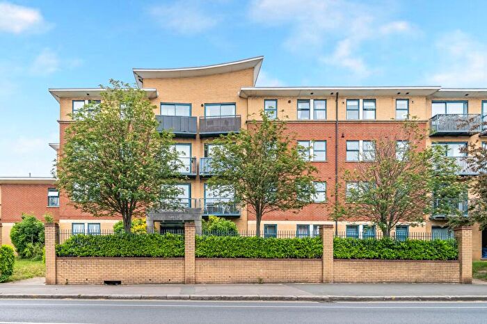 2 Bedroom Flat For Sale In North Point, Tottenham Lane, Hornsey, N8