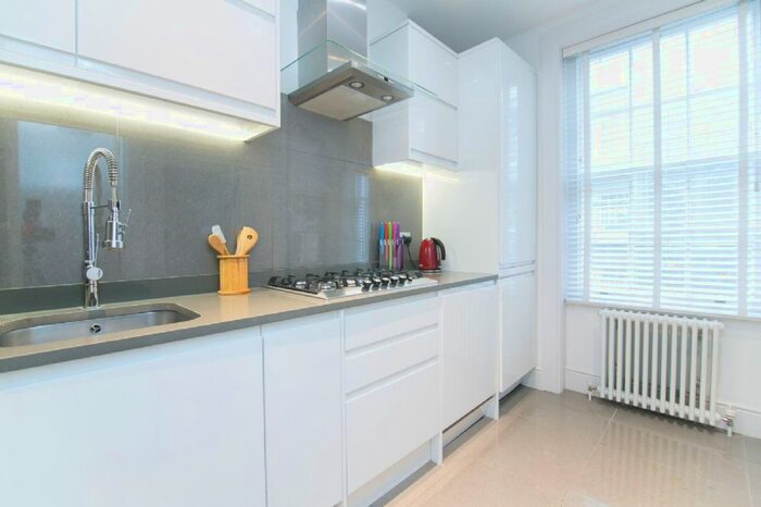 2 Bedroom Flat To Rent In Sandwich Street, Bloomsbury, WC1H