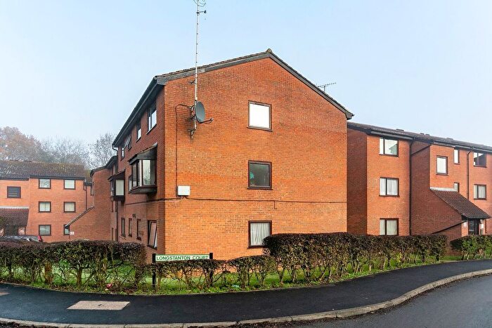 2 Bedroom Flat To Rent In Valley Green, Hemel Hempstead, HP2