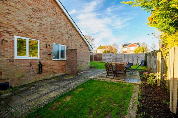 2 Bedroom Semi-Detached Bungalow For Sale In Bedingfield Way, Lyminge, Folkestone, CT18