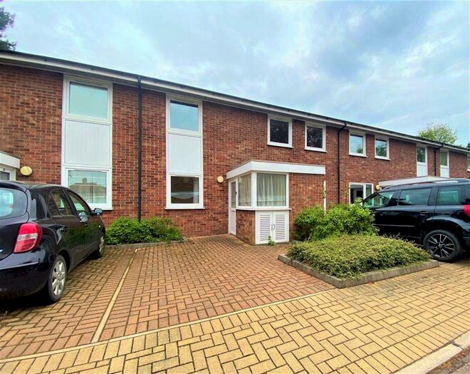 2 Bedroom Property To Rent In South City, NR4