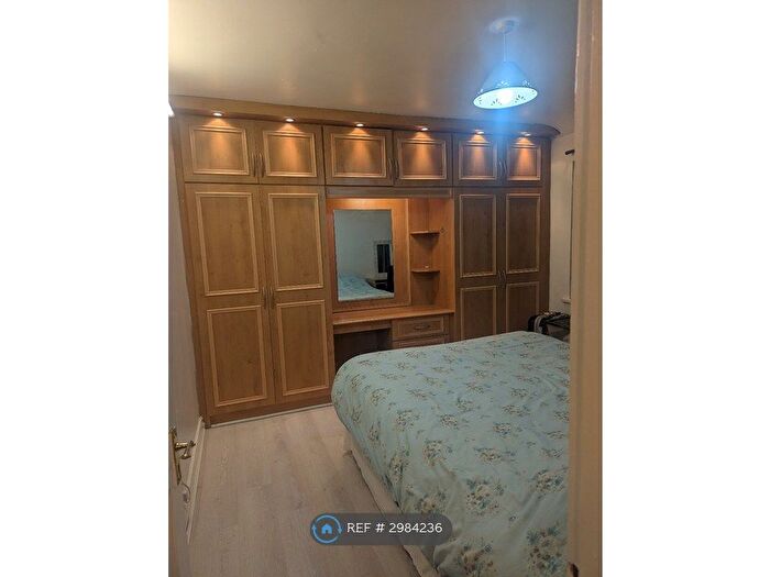 4 Bedroom Semi Detached House To Rent In Burnham Gardens, Middlesex, TW4