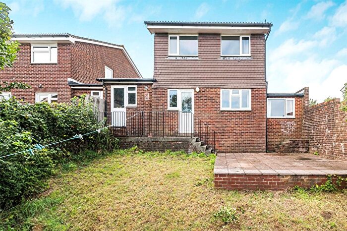 5 Bedroom Link Detached House To Rent In Lynchet Close, Brighton, BN1