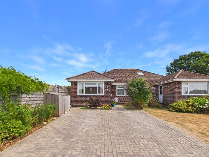 5 Bedroom Bungalow For Sale In Crabbe Crescent, Chesham, Buckinghamshire, HP5