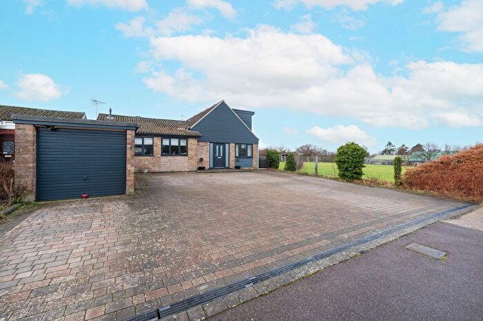 5 Bedroom Detached House For Sale In Kingfisher Court, Oulton Broad South, NR33