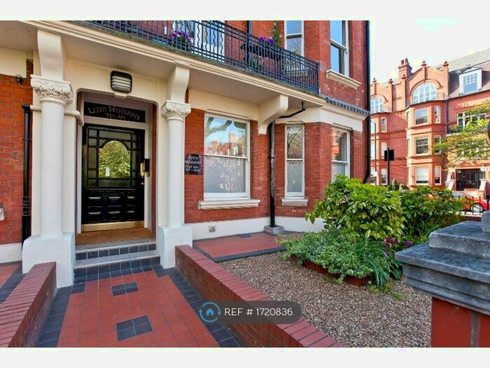 3 Bedroom Flat To Rent In Grantully Road, London, W9