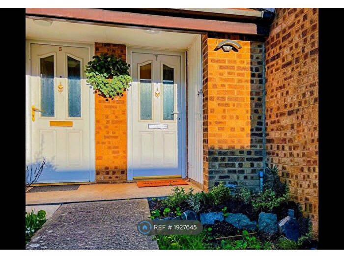 2 Bedroom Flat To Rent In Eaton Socon, St. Neots, PE19