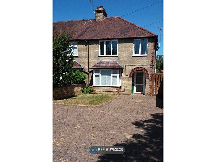 3 Bedroom Semi Detached House To Rent In Cambridge Road, Great Shelford, Cambridge, CB22