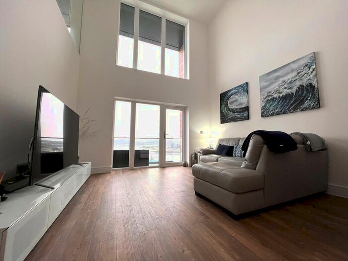 3 Bedroom Apartment To Rent In Elm Quay, Thomas Blake Avenue, SO14