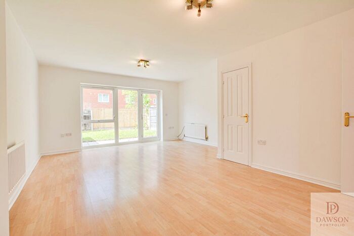 2 Bedroom Semi-Detached House To Rent In Jevington Walk, Manchester, M13