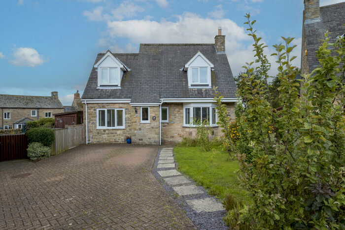 4 Bedroom Detached House For Sale In Mithras Court, Wall, NE46
