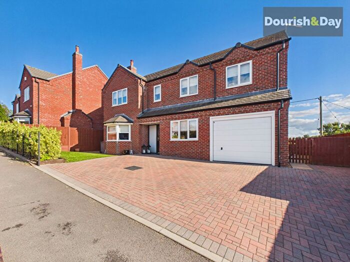 5 Bedroom Detached House For Sale In Newcastle Road, Market Drayton, TF9