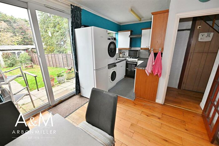 3 Bedroom End Of Terrace House For Sale In Craven Gardens, Barkingside, IG6