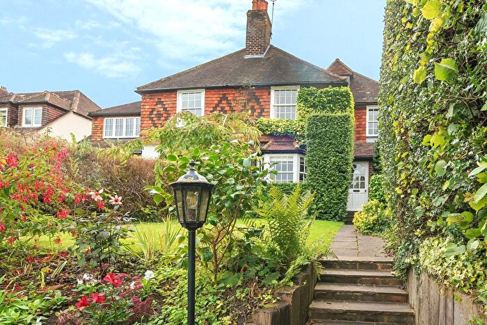 4 Bedroom Semi-Detached House For Sale In Lords Hill Common, Shamley Green, GU5