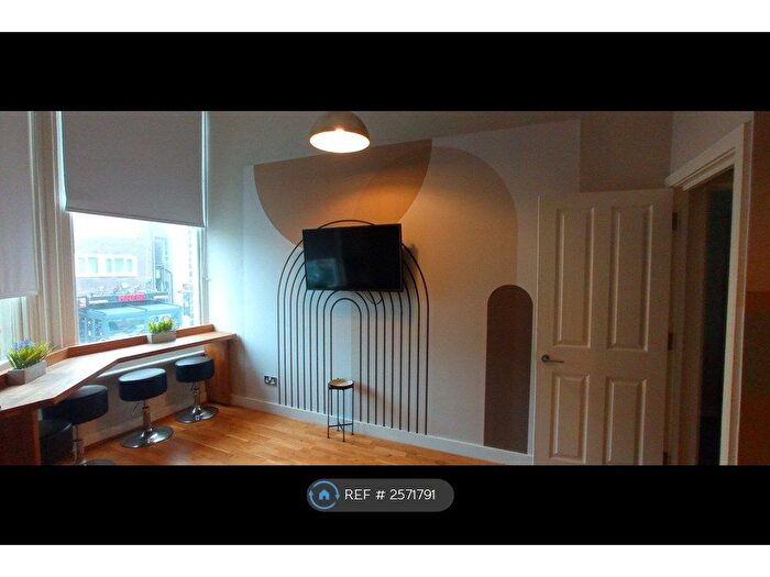 2 Bedroom Flat To Rent In Church Road, Hove, BN3